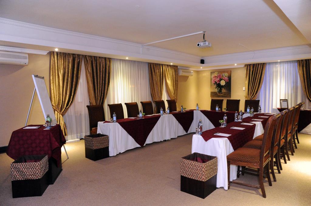 Anta Boga Hotel 블룸폰테인 외부 사진